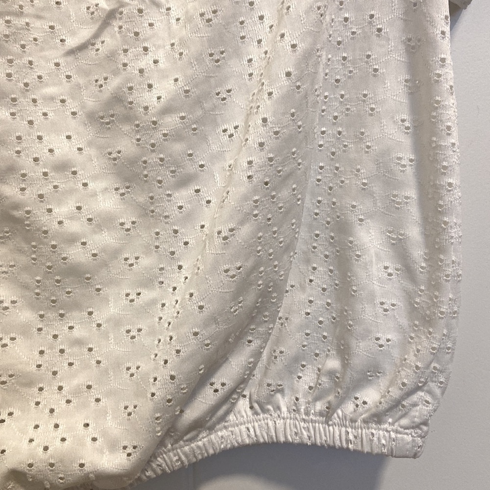 Off The Shoulder Perforated Blouse - Picture 5 of 6